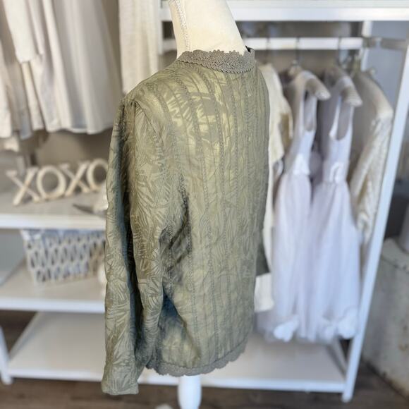 Chico's Women's Size 2 Beige Crochet Trim Palm Leaf Open Front Jacket #3426. - Picture 7 of 8